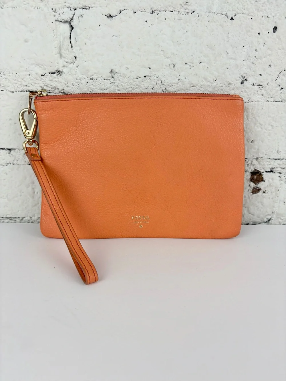 Fossil Cowhide Leather Coral Pink Wristlet Clutch Wallet Bag